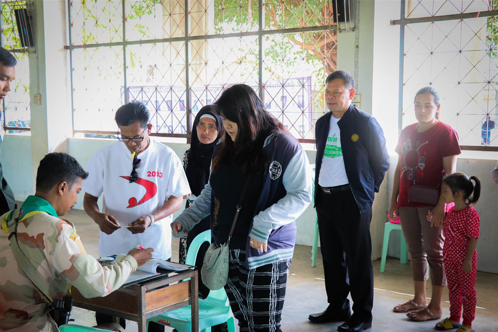 Masyarakat Yala Thailand Selatan Menberi Suara dalam Pemilu