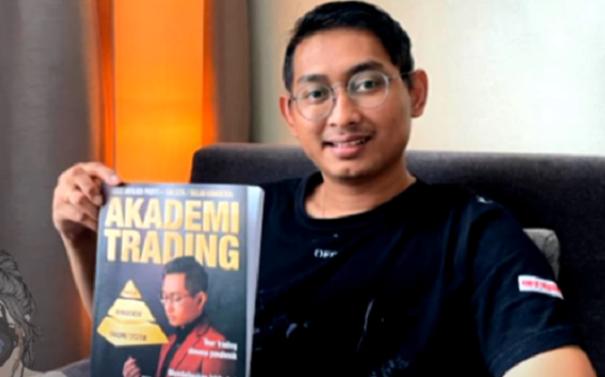 Polri Serahkan Tersangka Kasus Binomo Fakarich ke Kejaksaan Medan