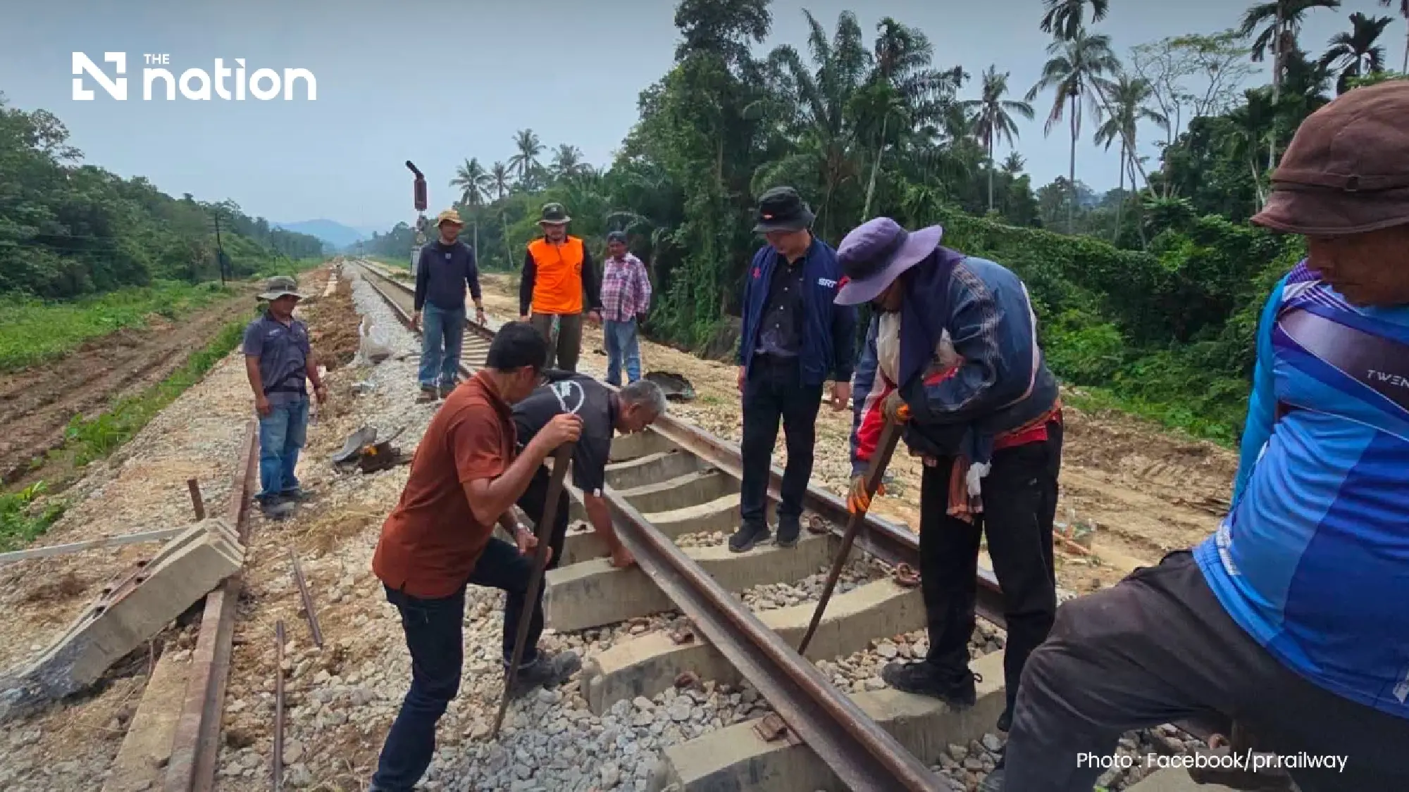 Jalur Kereta Api di Narathiwat Thailand Selatan Normal Pasca-Pengeboman