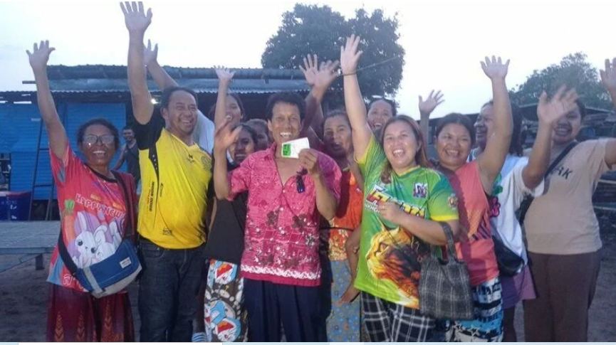 Petani Thailand Ini Kaya Mendadak Menang Lotere Rp5,3 Miliar