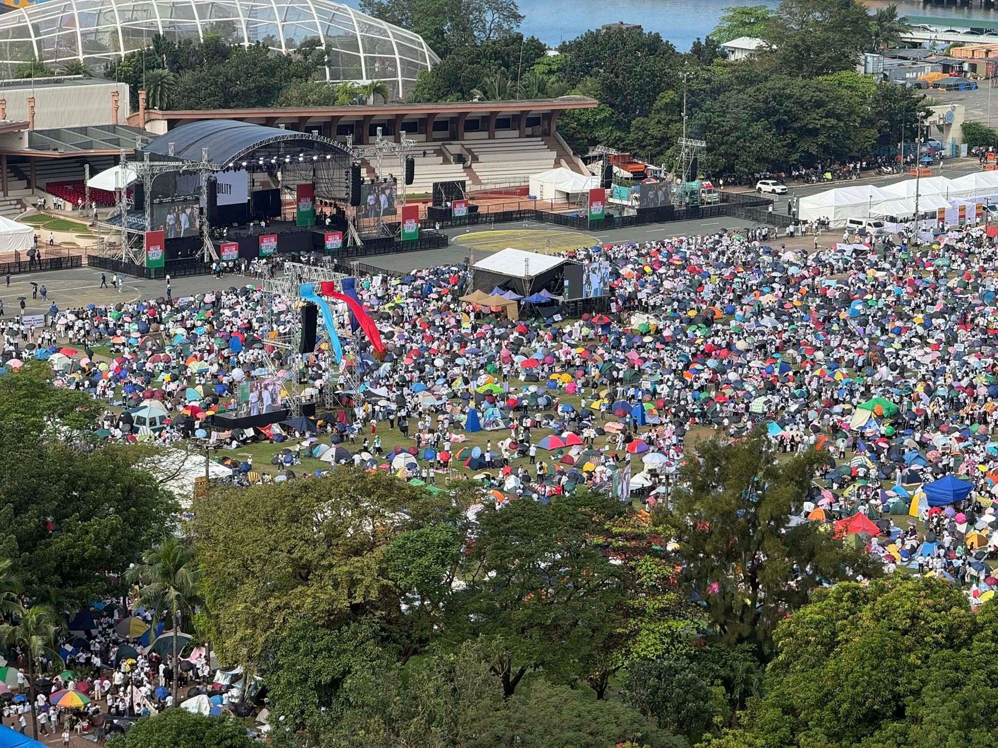 Ribuan Anggota Kelompok Agama Demo Protes Skandal Korupsi di Filipina