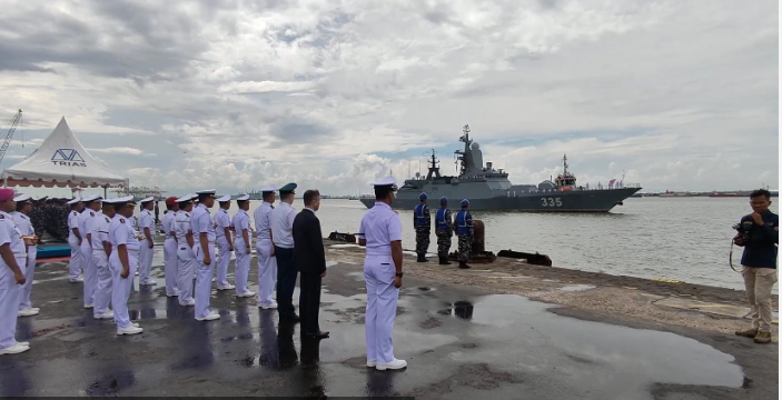 TNI AL dan AL Rusia Rampungkan Latihan Militer di Surabaya