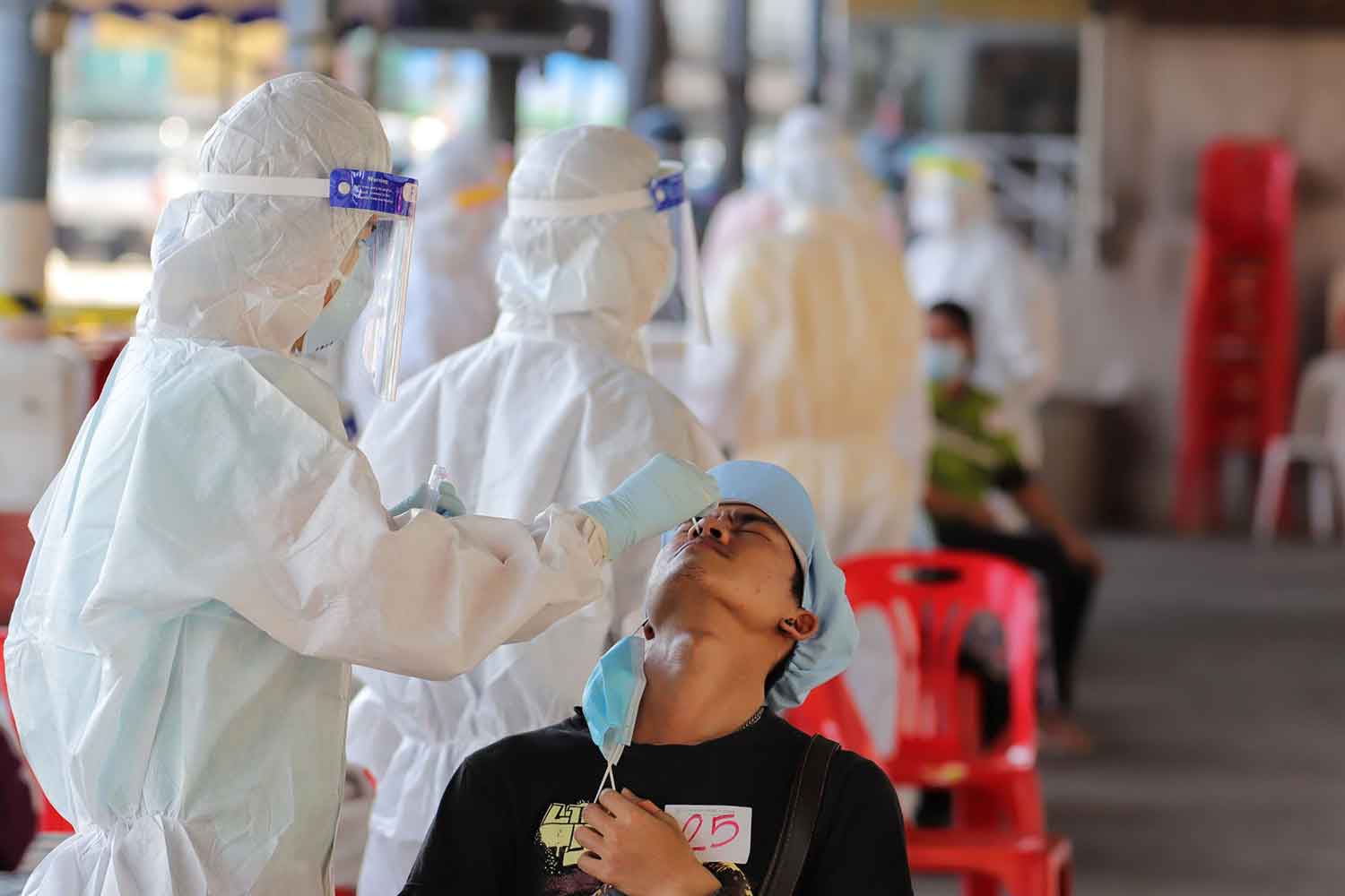 21 dari 10 Ribu Turis yang Kunjungi Phuket Positif Covid-19