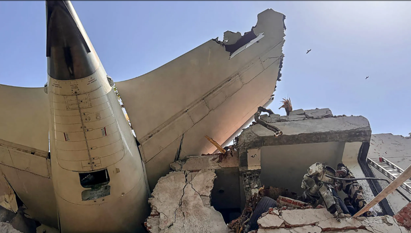 AS Ikut Periksa Lokasi Jatuhnya Pesawat Air India, Keluarga Menunggu Jenazah