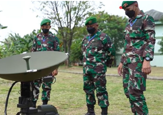 TNI AD Miliki Teknologi VSAT Manpack, Jangkau Seluruh Wilayah RI